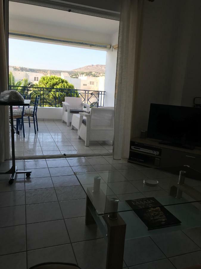 The Swan And The Gull, Porto Rafti Yacht Harbor Apartment Eksteriør bilde